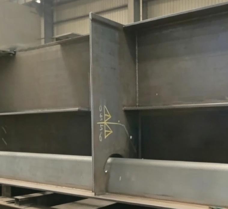 Corbel welding on steel column